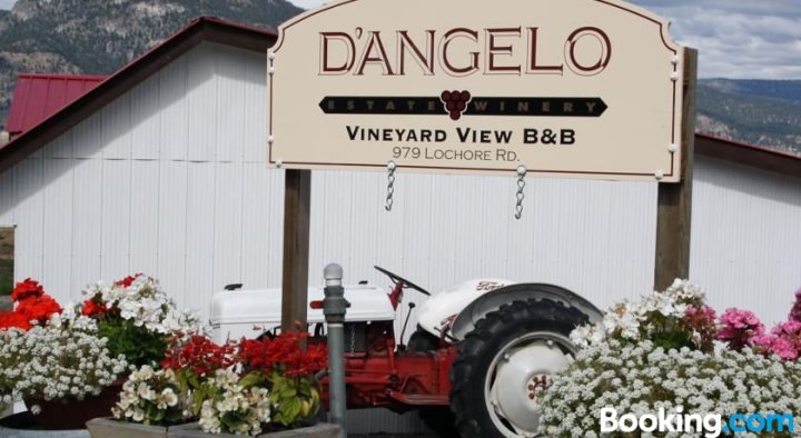 D'Angelo Winery Farm House