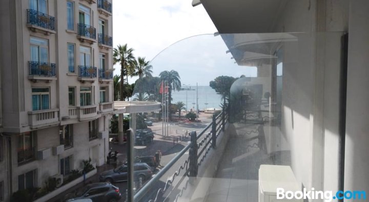 Two Bedrooms Apartment Croisette & Mer