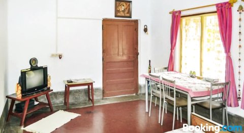Room in a Homestay in Kolkata, by GuestHouser 14198