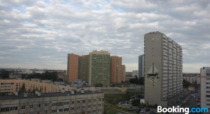 Apartment on Okulovskaya