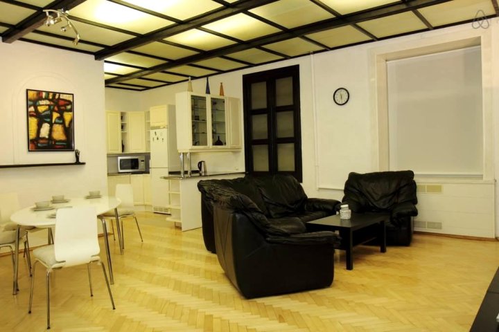 Apartment on Nevsky 109