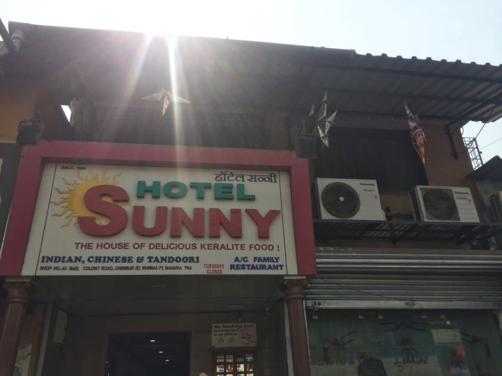 Hotel Sunny