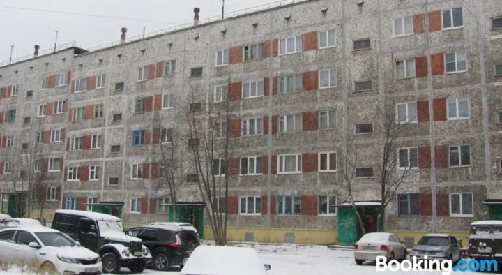 Apartment on Olimpiyskaya 42