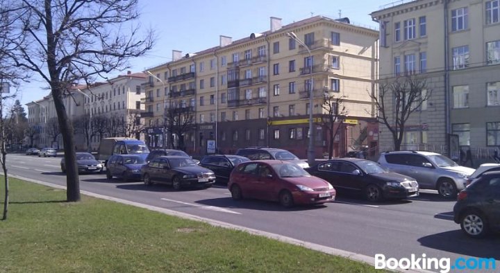 Apartment on Nezalieznasci