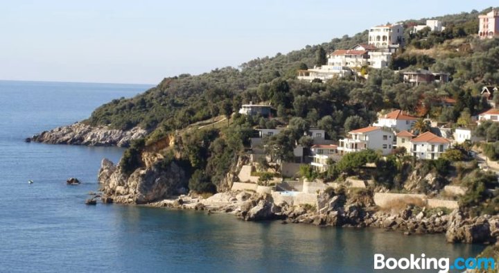 Apartment Iva - Ulcinj