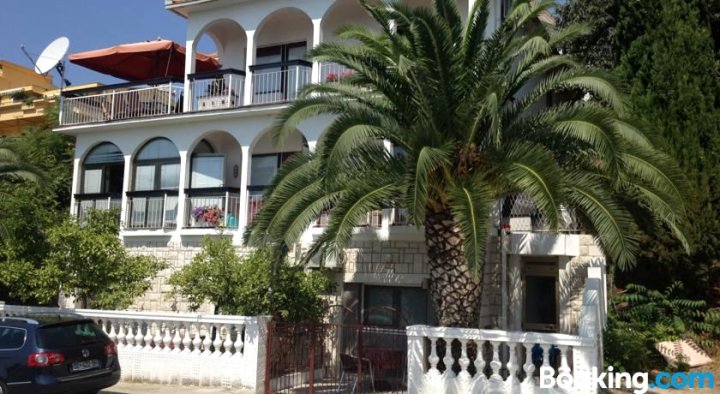Apartment Villa Salaj