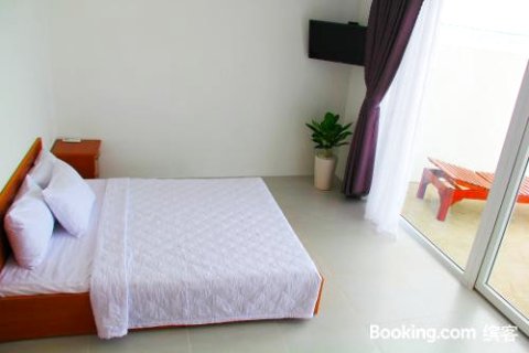 拉里纳海滩度假屋(Larina Beach House)