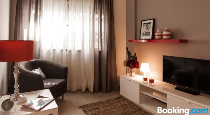 BmyGuest - Santa Catarina Downtown Apartment