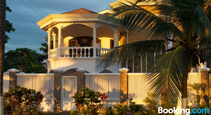 North Beach Luxuary Home