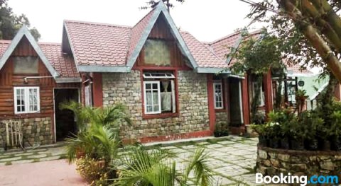 Cottage with a Chef Services in Darjeeling, by GuestHouser 36997