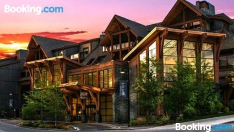 Luxury Mountain Retreat