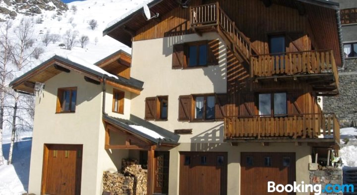 Appartement de 2 Chambres a les Menuires a 600 m des Pistes Avec Terrasse et Wifi