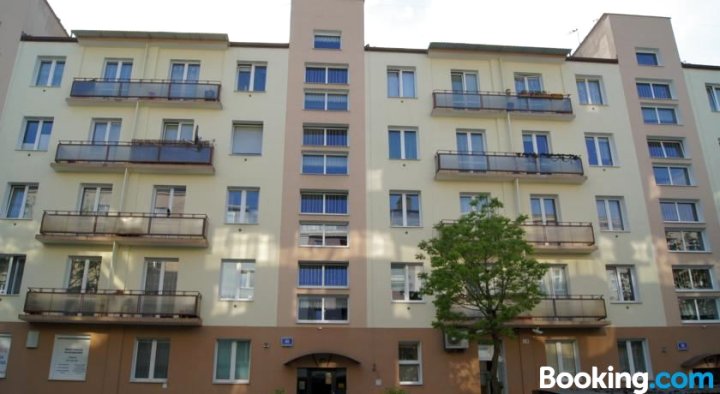 Apartament Abrahama 40