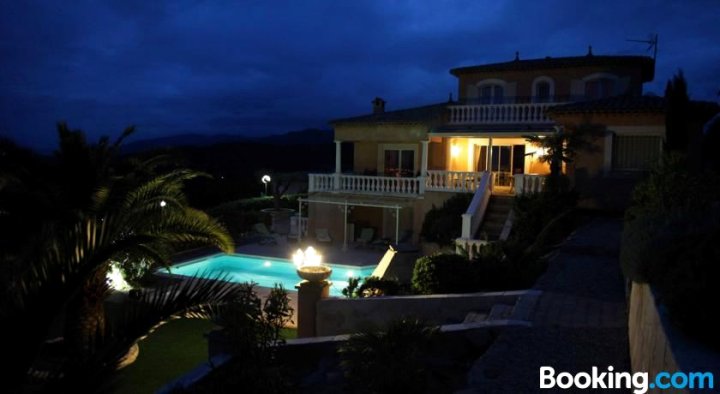 Villa de 3 Chambres Avec Vue Sur la Mer Piscine Privee et Jardin Clos a Frejus a 7 km de la Plage