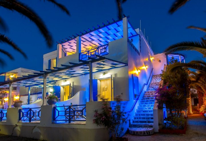 席尔洛斯亚特兰提斯酒店(Syros Atlantis Hotel)