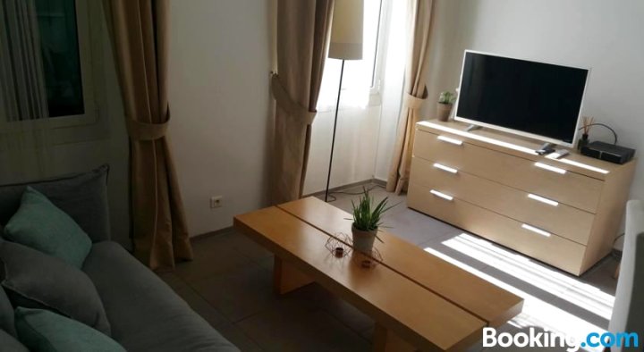 One Bedroom Mace Cannes