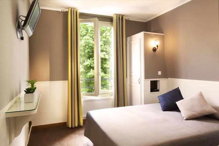 Tour Eiffel - Luxury Studio Flat