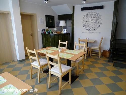 艾拉巴德斯帕兹奥公寓酒店(Alabárdos Panzió és Apartmanház)