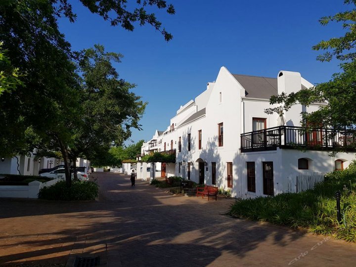 Collection Luxury Apartments 31 Winelands Lodge