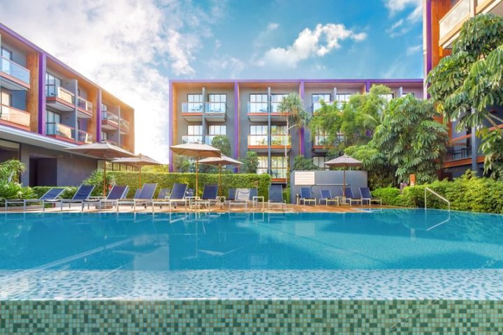 普吉岛芭东海滩中央智选假日酒店(Holiday Inn Express Phuket Patong Beach Central)