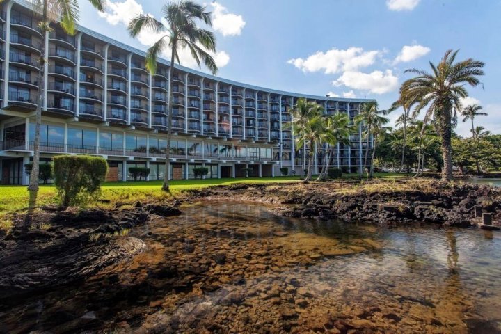 希洛城堡夏威夷酒店(Castle Hilo Hawaiian Hotel)