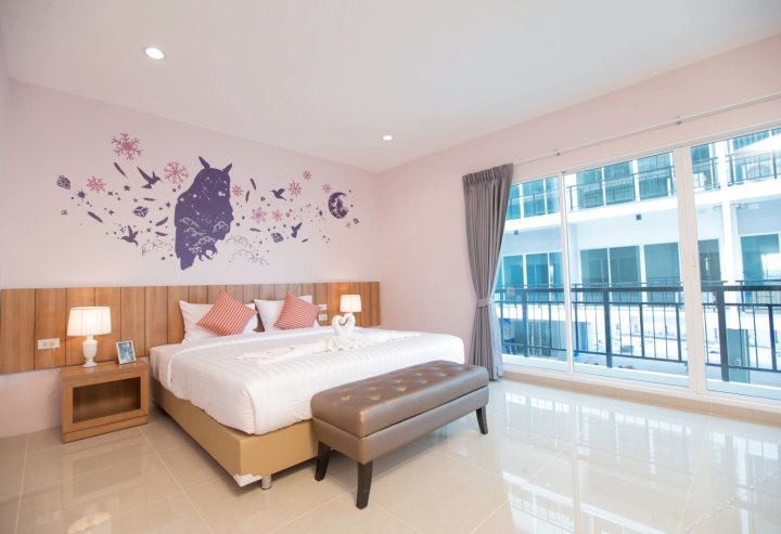曼谷卧室叻抛101巷酒店(The Bedroom Ladprao 101 Bangkok)
