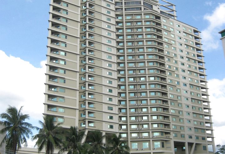 曼德闰普拉扎酒店(Mandarin Plaza Hotel)