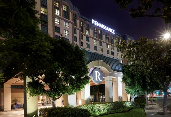 洛杉矶机场万丽酒店(Renaissance Los Angeles Airport Hotel)