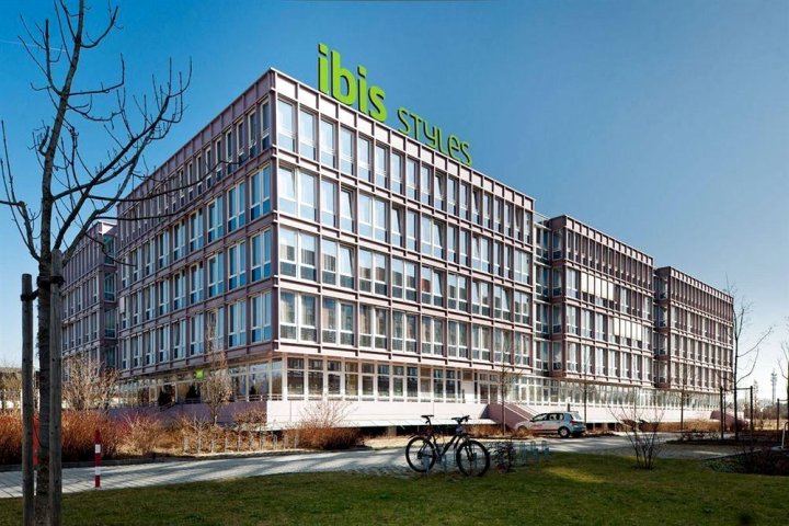 慕尼克欧斯特宜必思尚品酒店(Ibis Styles München Ost Messe)