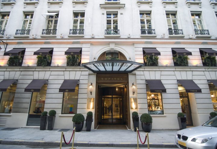 索菲特巴黎法布格酒店(Sofitel Paris le Faubourg)