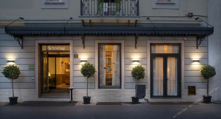 伯尔尼纳酒店(Hotel Bernina)