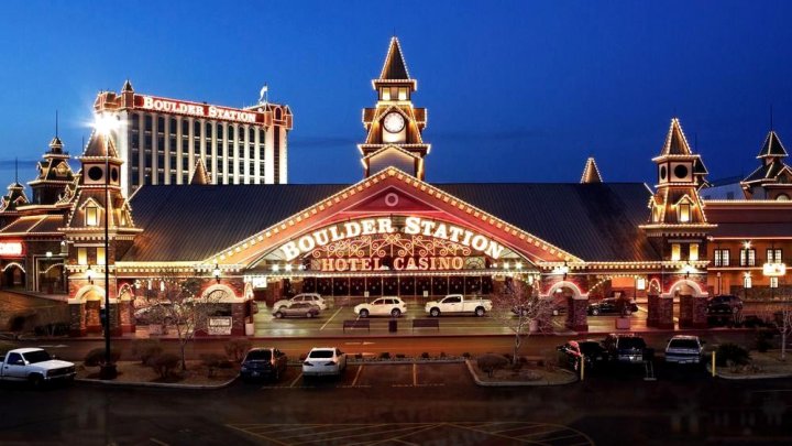 博尔德站娱乐场酒店(Boulder Station Hotel and Casino)