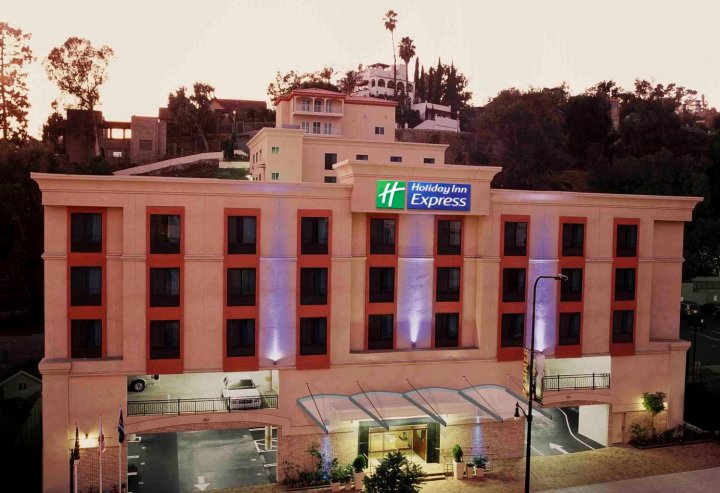 好莱坞星光大道智选假日酒店(Holiday Inn Express Hollywood Walk of Fame, an IHG Hotel)