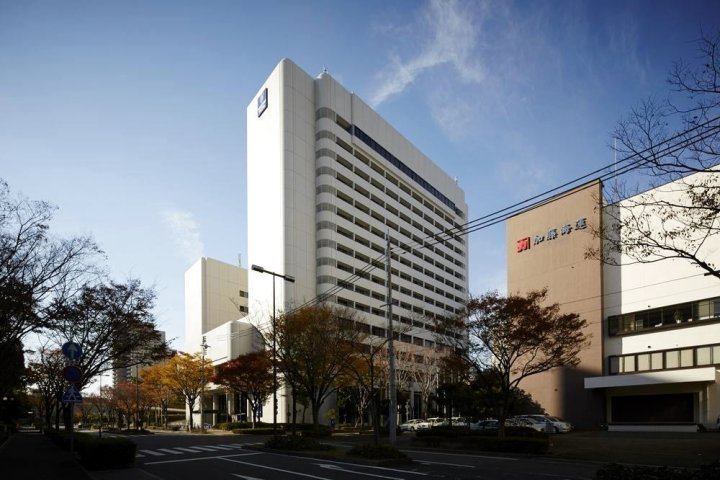 神户阿里斯顿酒店(Ariston Hotel Kobe)