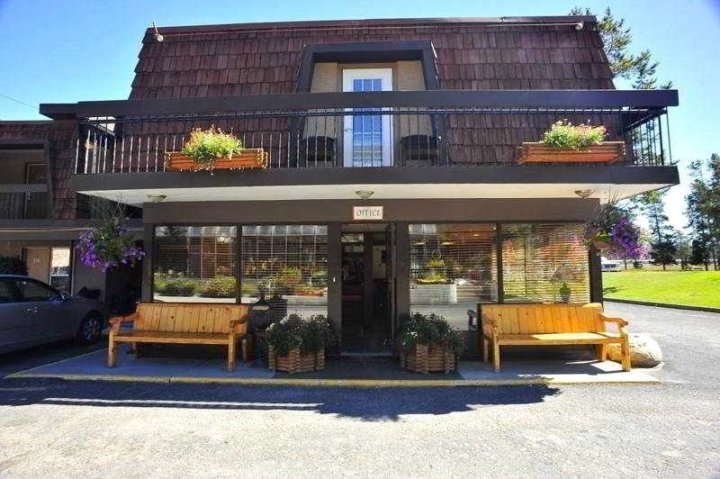 通金酒店(Tonquin Inn)