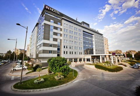 贝尔格莱德酒店(In Hotel Belgrade)