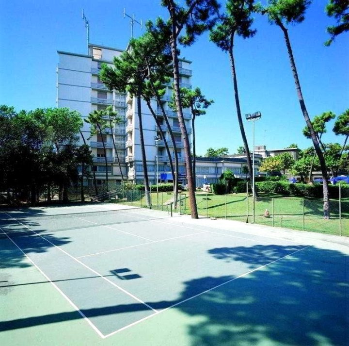 高尔夫大酒店(Grand Hotel Golf)