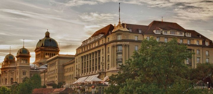 伯尔尼贝耶乌尔宫酒店(Hotel Bellevue Palace Bern)