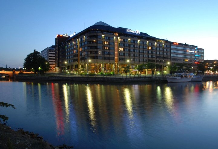赫尔辛基斯特兰德希尔顿酒店(Hilton Helsinki Strand)