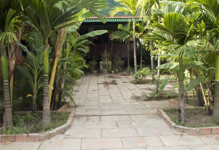 棕榈花园酒店(Palm Garden Lodge)