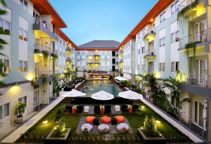 巴厘岛库塔河景哈里斯公寓酒店 - CHSE 认证(Hotel & Residences Riverview Kuta - Bali (Associated Harris))