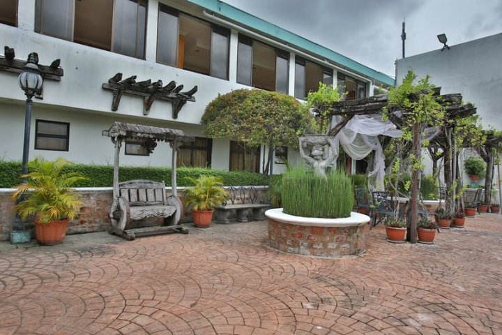 宿务皇冠丽晶公寓(Crown Regency Residences Cebu)