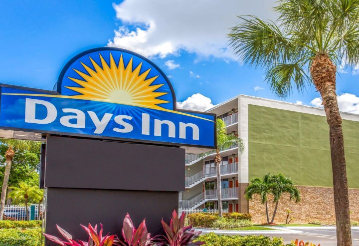 劳德代尔堡机场邮轮港口戴斯酒店(Days Inn by Wyndham Fort Lauderdale Airport Cruise Port)
