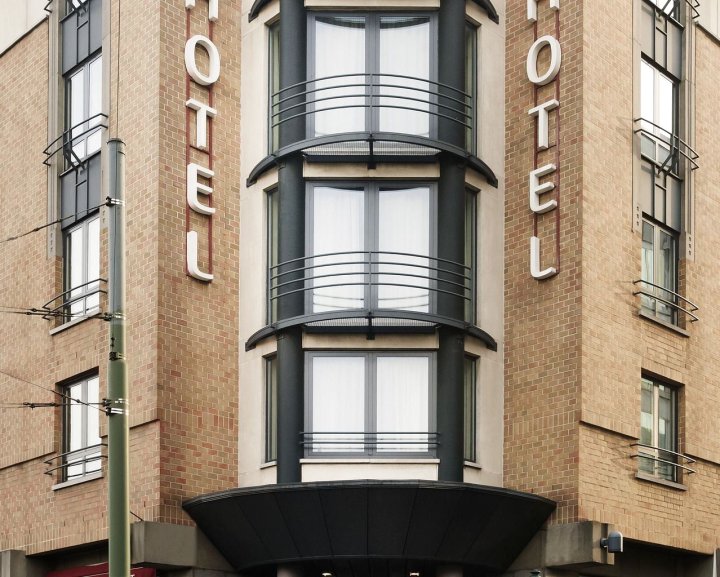 布鲁塞尔市中心南站宜必思酒店(ibis Hotel Brussels Centre Gare du Midi)