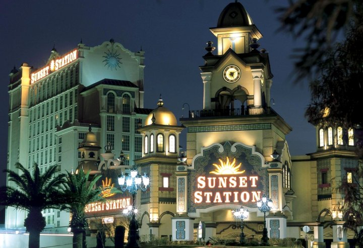 日落站娱乐场酒店(Sunset Station Hotel & Casino)
