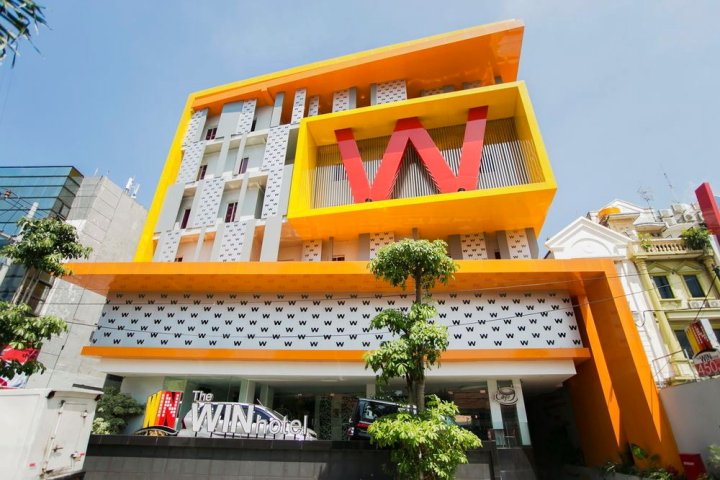 泗水胜利酒店(The Win Hotel Surabaya)