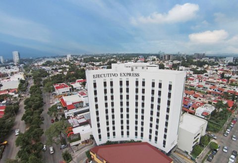 艾赫库蒂沃快捷酒店(Hotel Ejecutivo Express)
