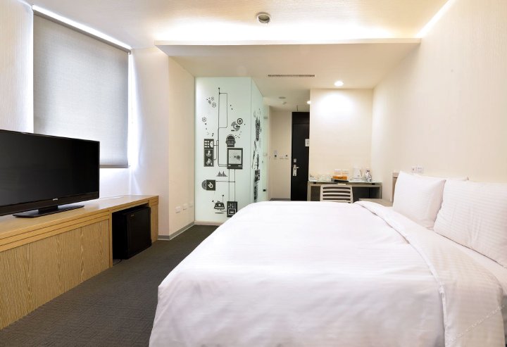 台中绿柳町文旅(Reloading Hotel)