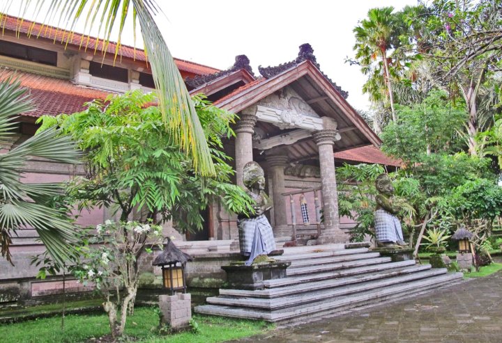 巴厘岛阿尔玛博物馆别墅度假村(Arma Museum Resort & Villas Bali)