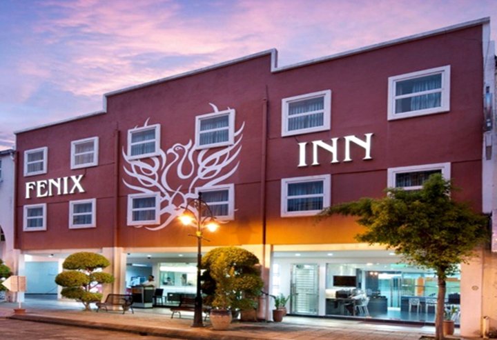 菲尼西客栈酒店(Fenix Inn)